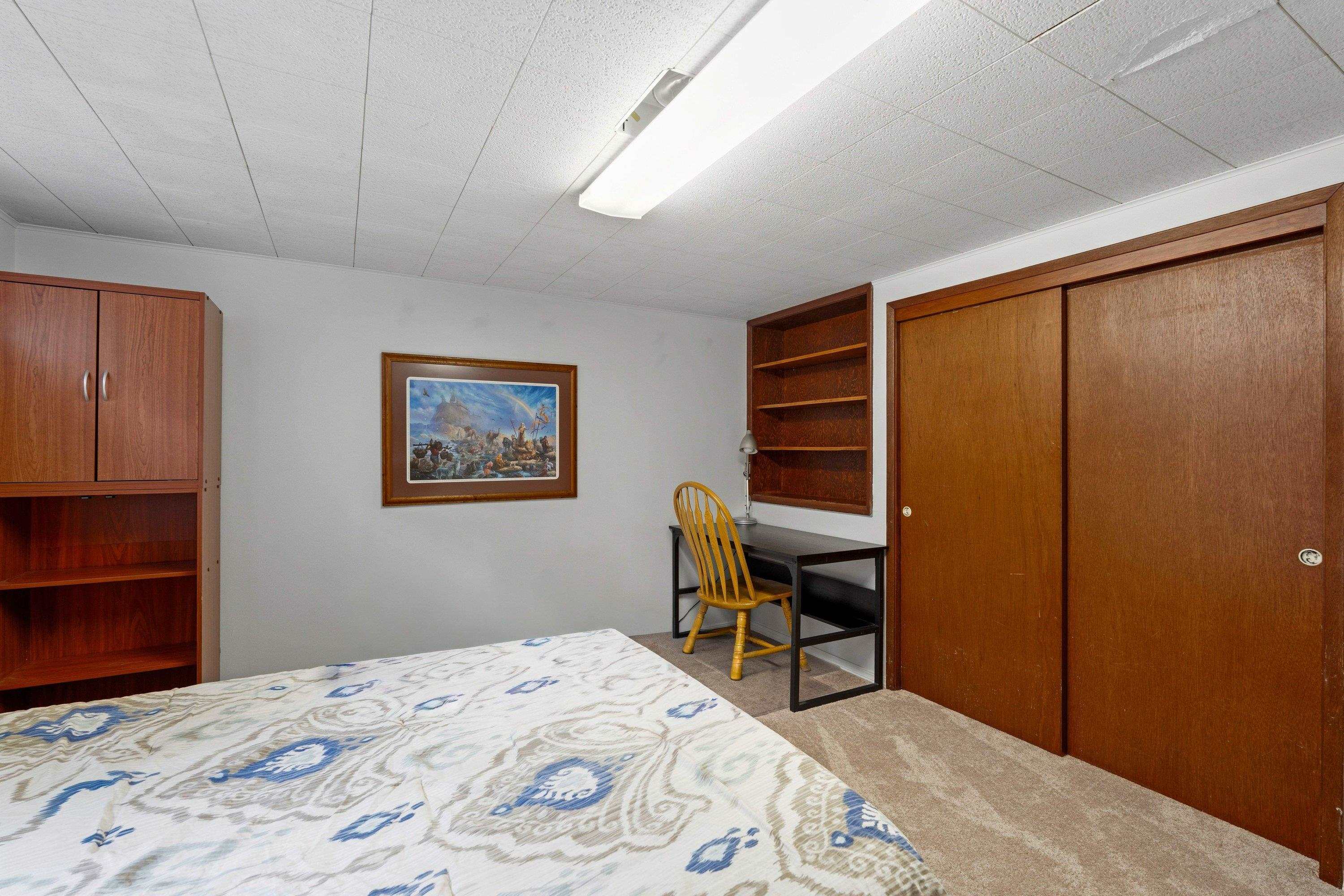 Beacon Ave, Spokane, WA 99208