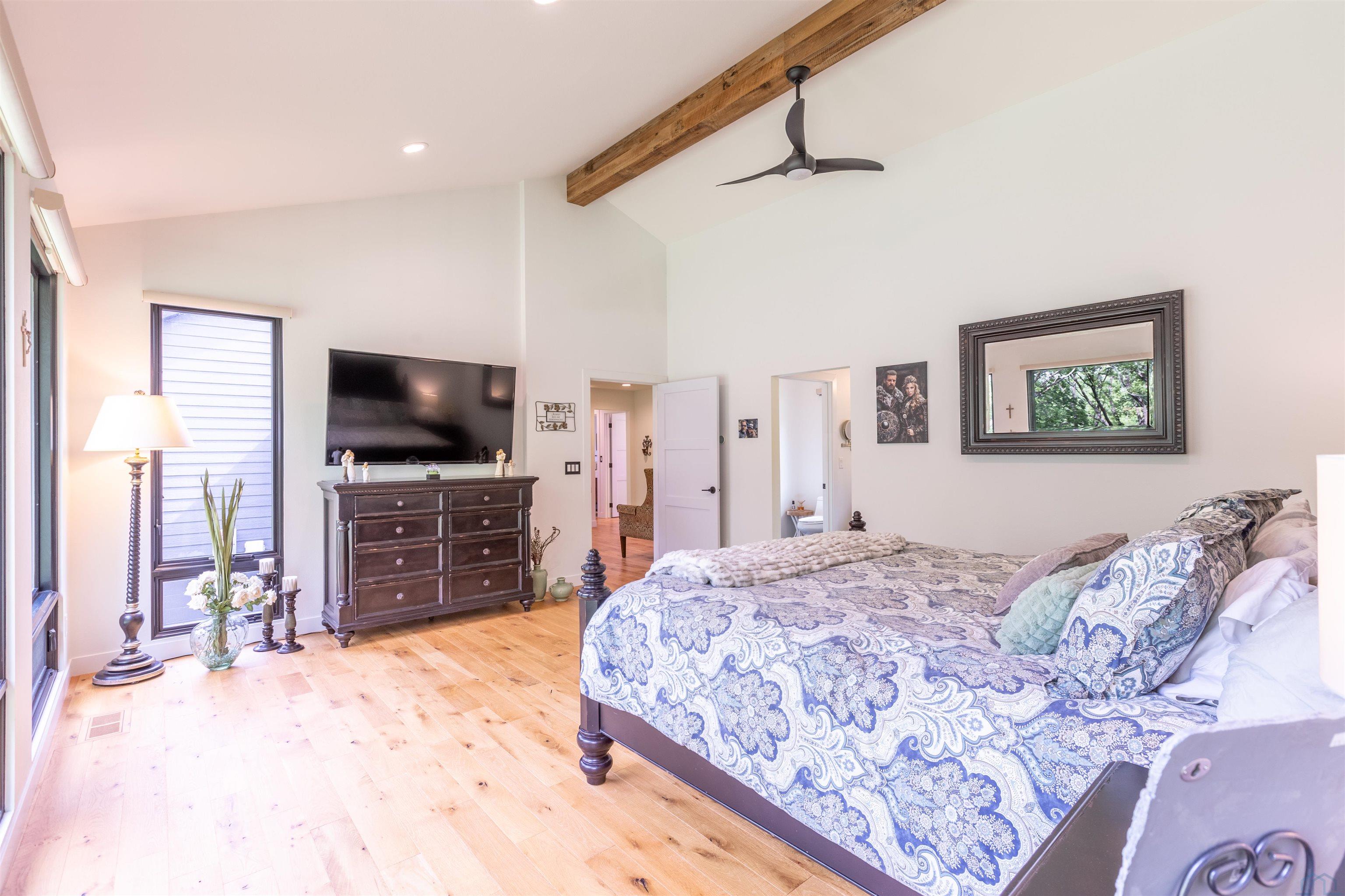 Sioux City, Iowa, 51108, United States, 4 Bedrooms Bedrooms, ,3 BathroomsBathrooms,Residential,For Sale,2048927