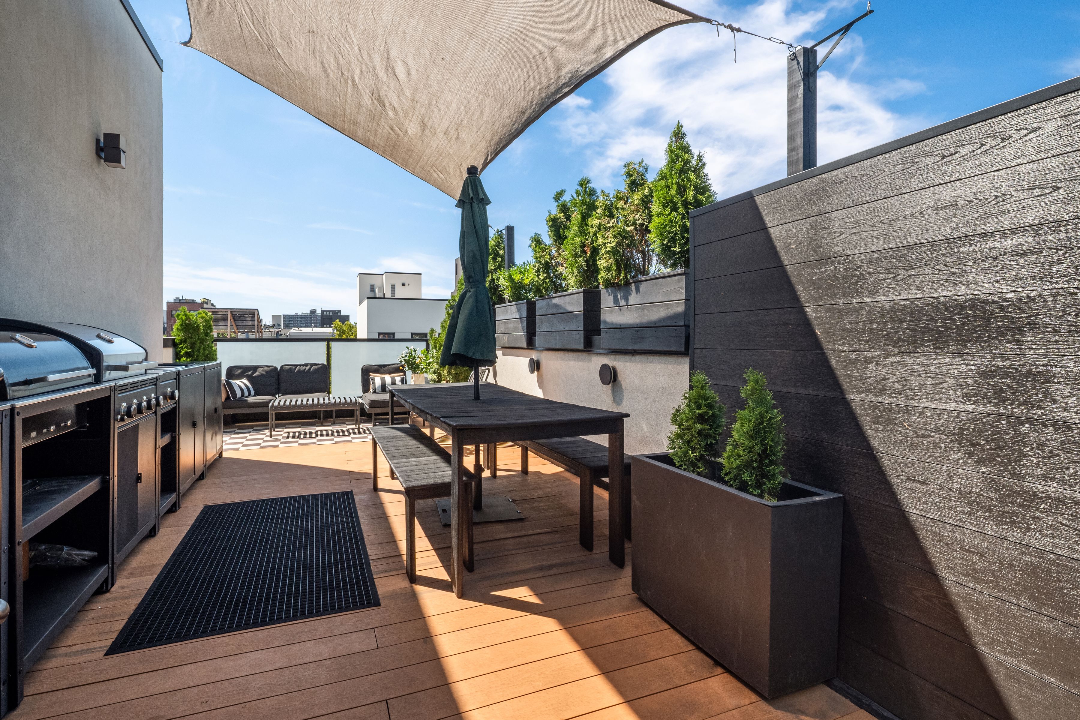  Sun-Filled Williamsburg Duplex w/ 2 Private Decks - 物件實景