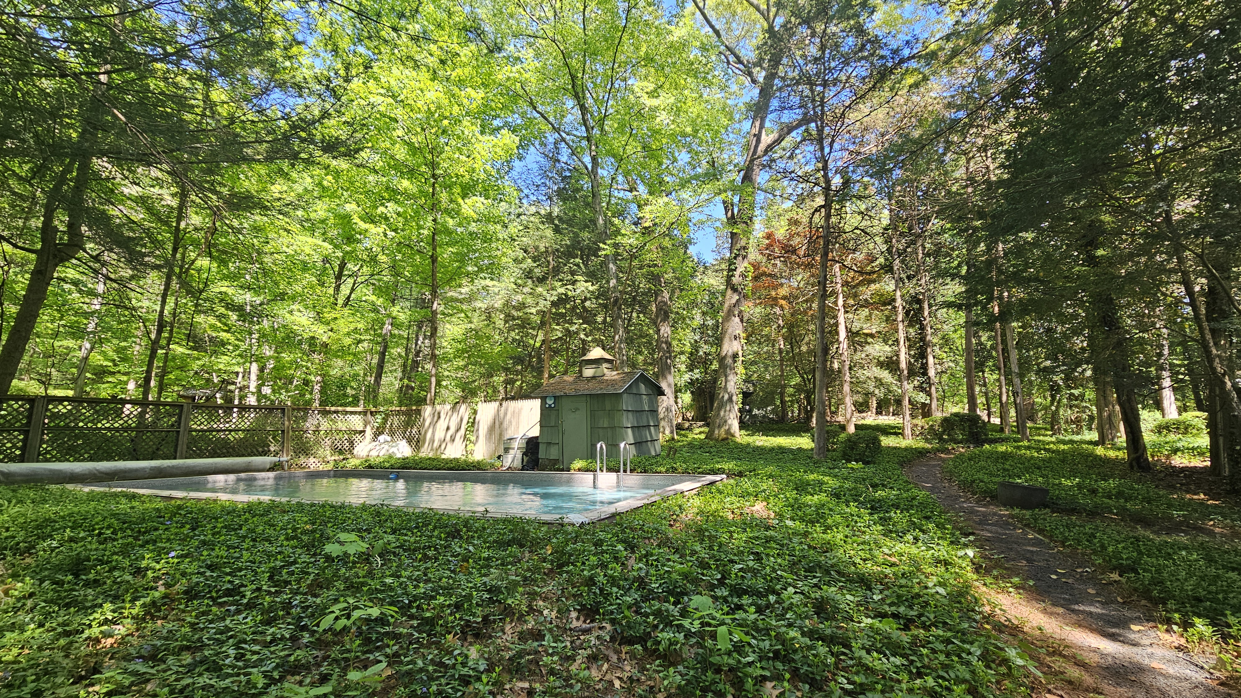  5 Bedroom Home on 2.9 Private Acres - 物件實景