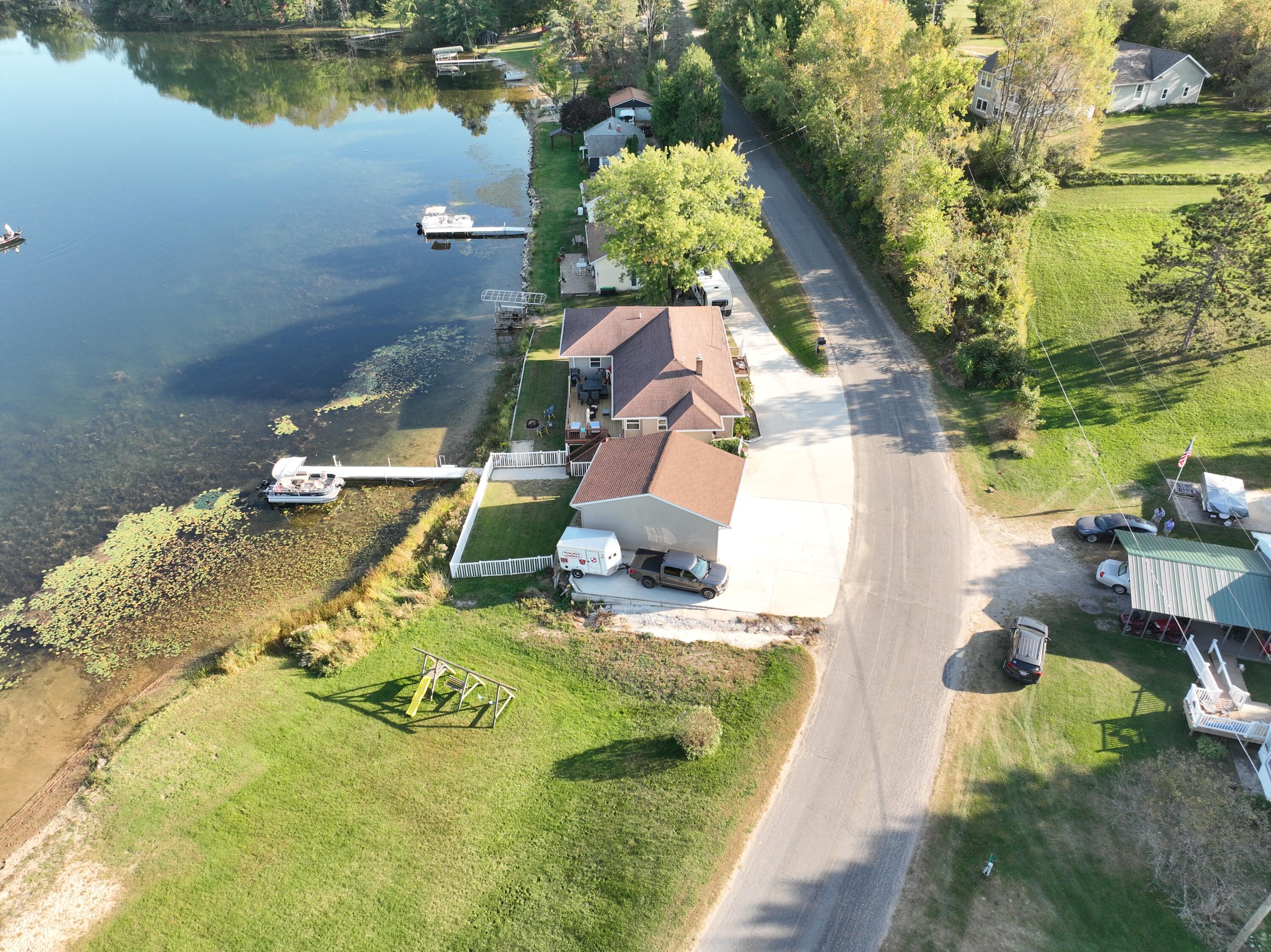 Fremont, Michigan, 49412, United States, 3 Bedrooms Bedrooms, ,2 BathroomsBathrooms,Residential,For Sale,1743034