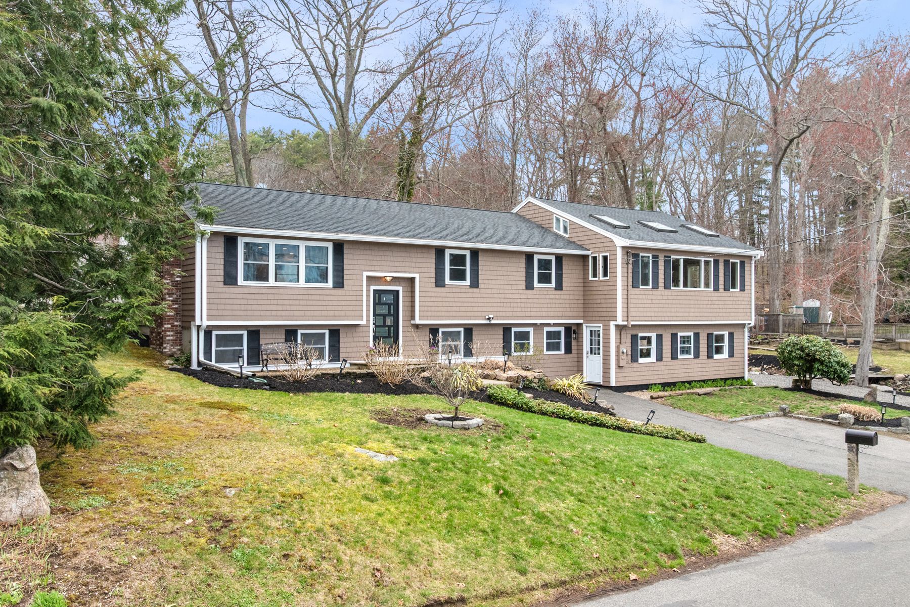  187 Echo Cove Road, Hamilton, MA, 01982 - 物件實景