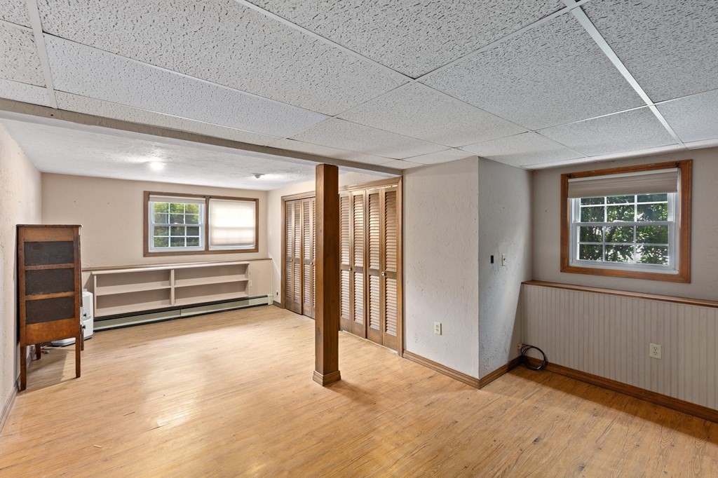 Brockton, Massachusetts, 02301, United States, 3 Bedrooms Bedrooms, ,2 BathroomsBathrooms,Residential,For Sale,1920767