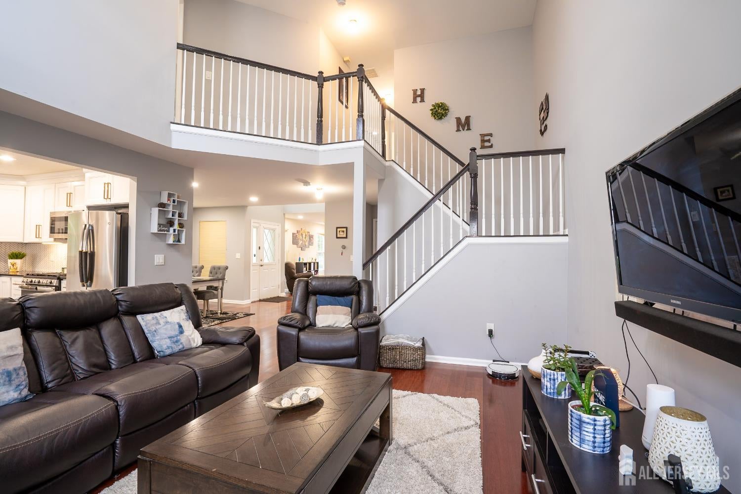 North Brunswick, New Jersey, 08902, United States, 3 Bedrooms Bedrooms, ,3 BathroomsBathrooms,Residential,For Sale,1937029