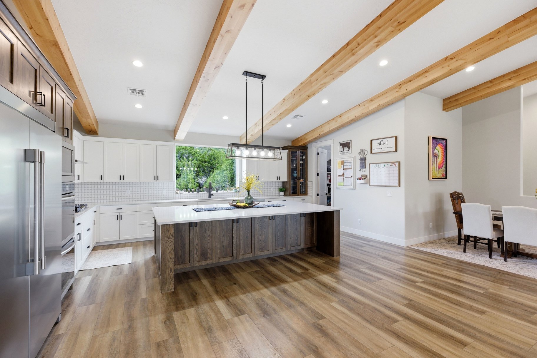  5 Acres • Two Homes In One • Horse Property With Flexible Living Options - 物件實景