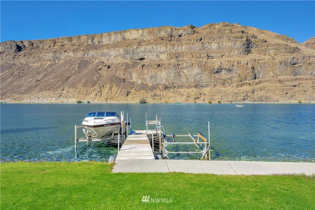 31944 LAKEVIEW RD NE, COULEE CITY, Washington, 99115, United States, 2 Bedrooms Bedrooms, ,1 BathroomBathrooms,Residential,For Sale,31944 LAKEVIEW RD NE,1627036