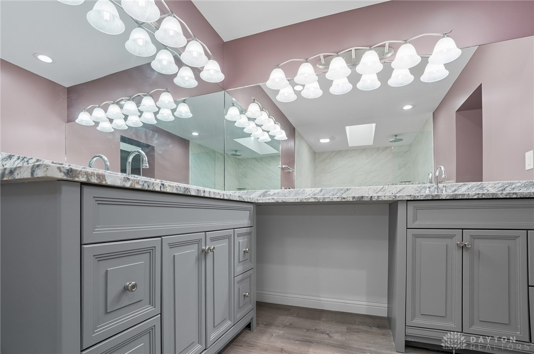 Brookville, Ohio, 45309, United States, 3 Bedrooms Bedrooms, ,4 BathroomsBathrooms,Residential,For Sale,1995742