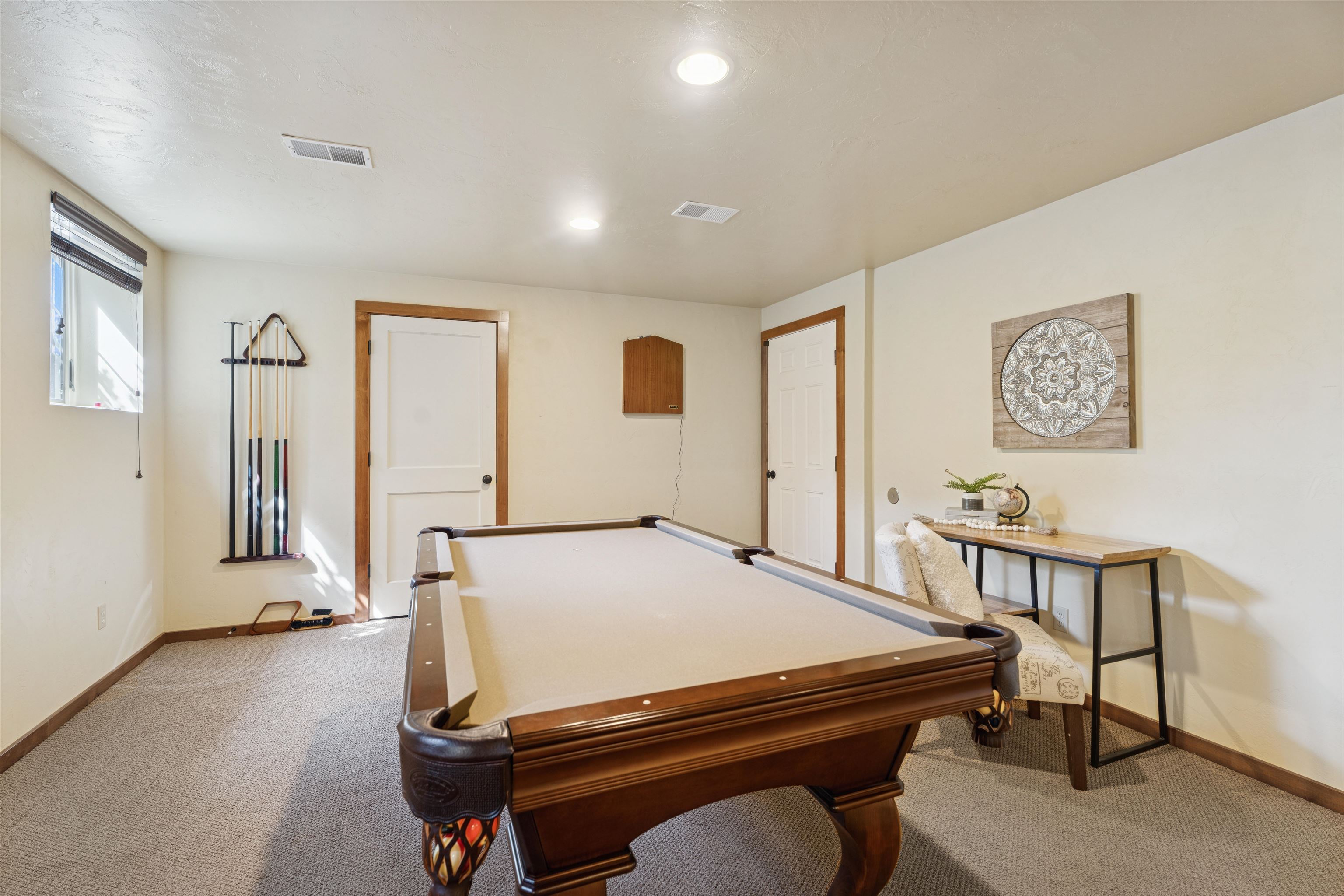 APPLETON, Wisconsin, 54913, United States, 4 Bedrooms Bedrooms, ,4 BathroomsBathrooms,Residential,For Sale,1942240