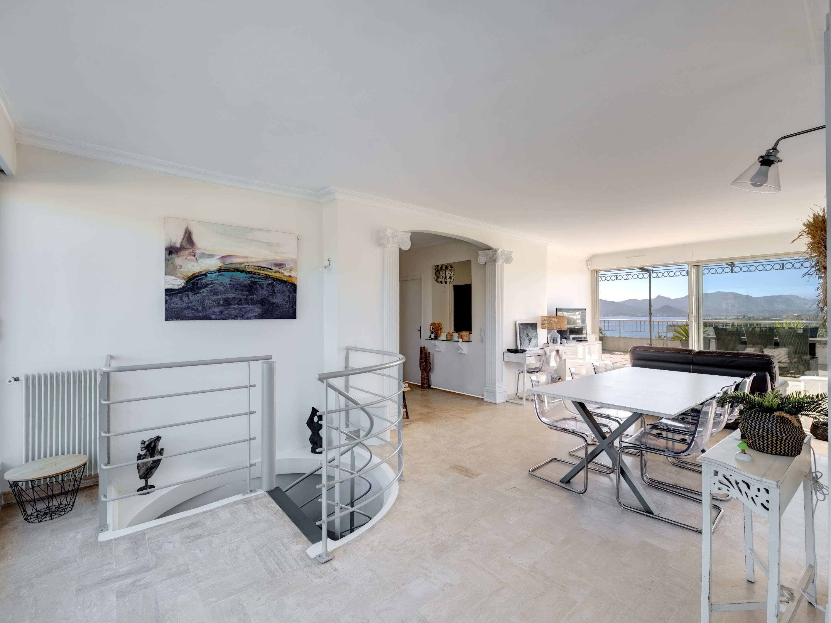  4-room duplex penthouse in Cannes Plages du Midi with terrace and sea view - 物件實景