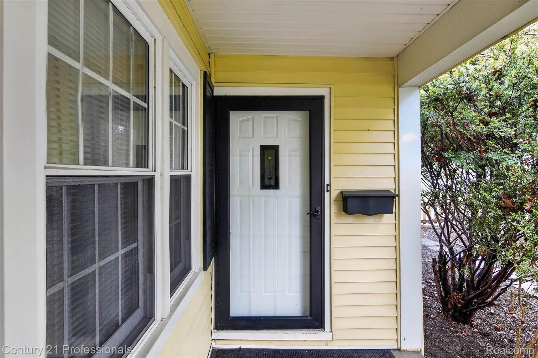 AnnArbor, Michigan, 48103, United States, 3 Bedrooms Bedrooms, ,2 BathroomsBathrooms,Residential,For Sale,2038330