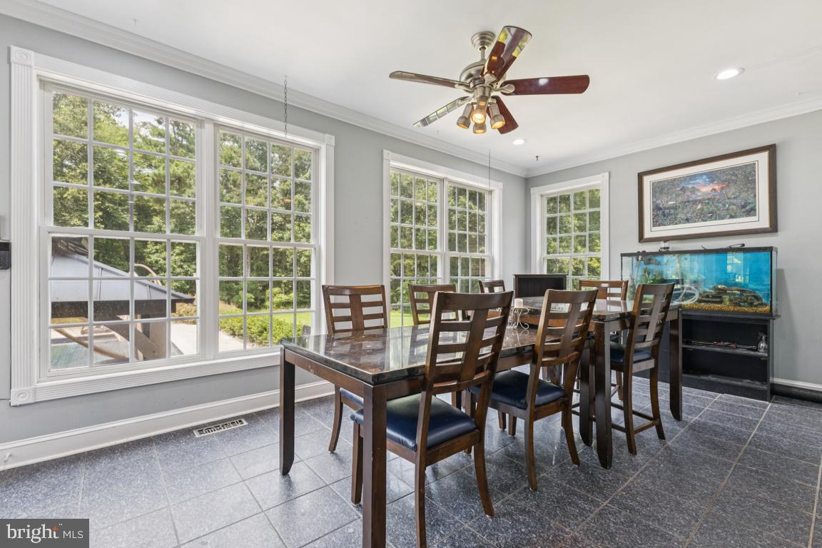 Huntingtown, Maryland, 20639, United States, 6 Bedrooms Bedrooms, ,6 BathroomsBathrooms,Residential,For Sale,1914130