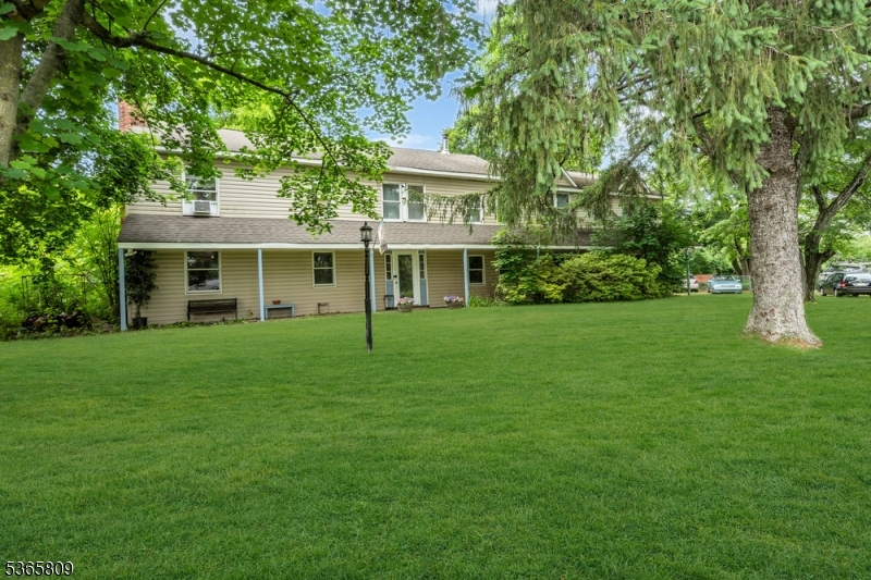 Franklin Twp., New Jersey, 07882, United States, 4 Bedrooms Bedrooms, ,3 BathroomsBathrooms,Residential,For Sale,1957120