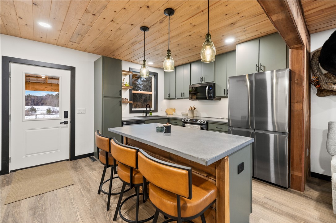 Fall Creek, Wisconsin, 54742, United States, 3 Bedrooms Bedrooms, ,2 BathroomsBathrooms,Residential,For Sale,2028445