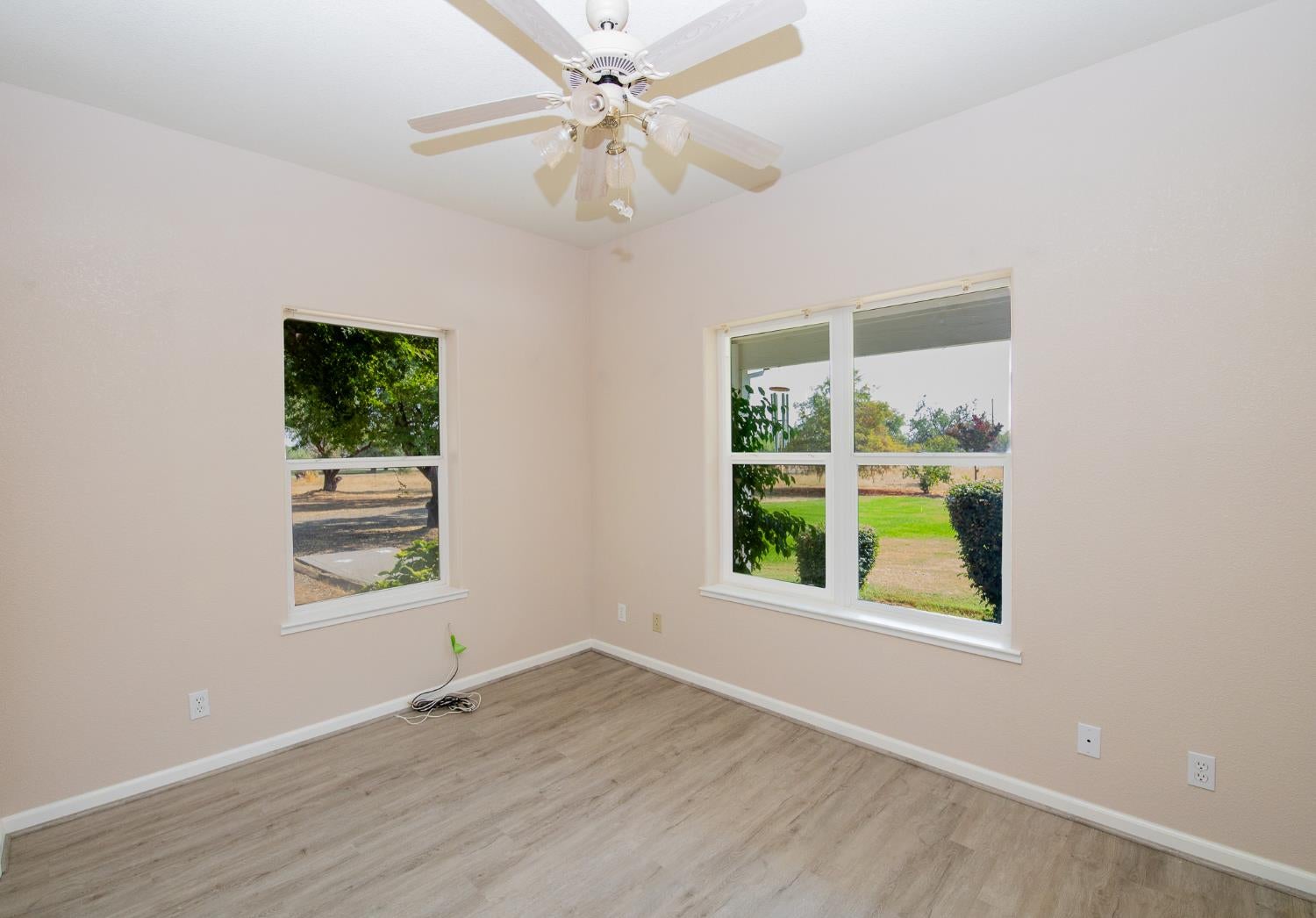 Arbuckle, California, 95912, United States, 3 Bedrooms Bedrooms, ,2 BathroomsBathrooms,Residential,For Sale,1991763