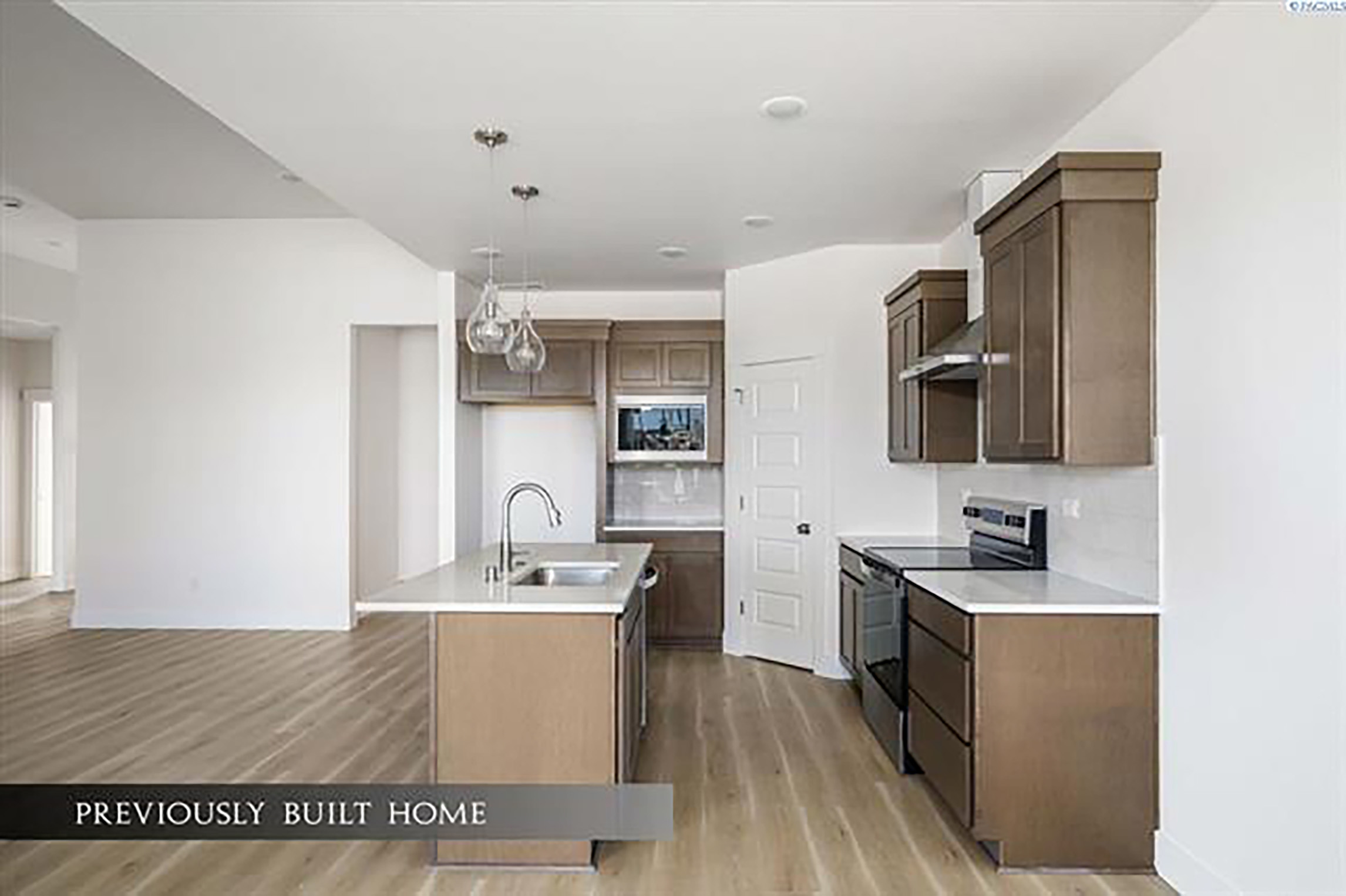  The Cedar II by Peake Homes- Lot 14 - 物件實景