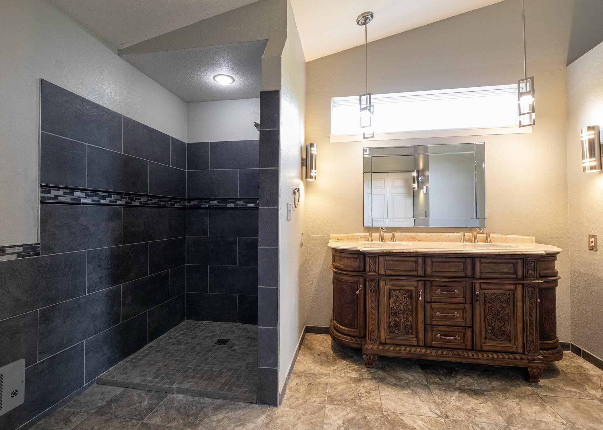 Duluth, Minnesota, 55805, United States, 4 Bedrooms Bedrooms, ,2 BathroomsBathrooms,Residential,For Sale,1941735