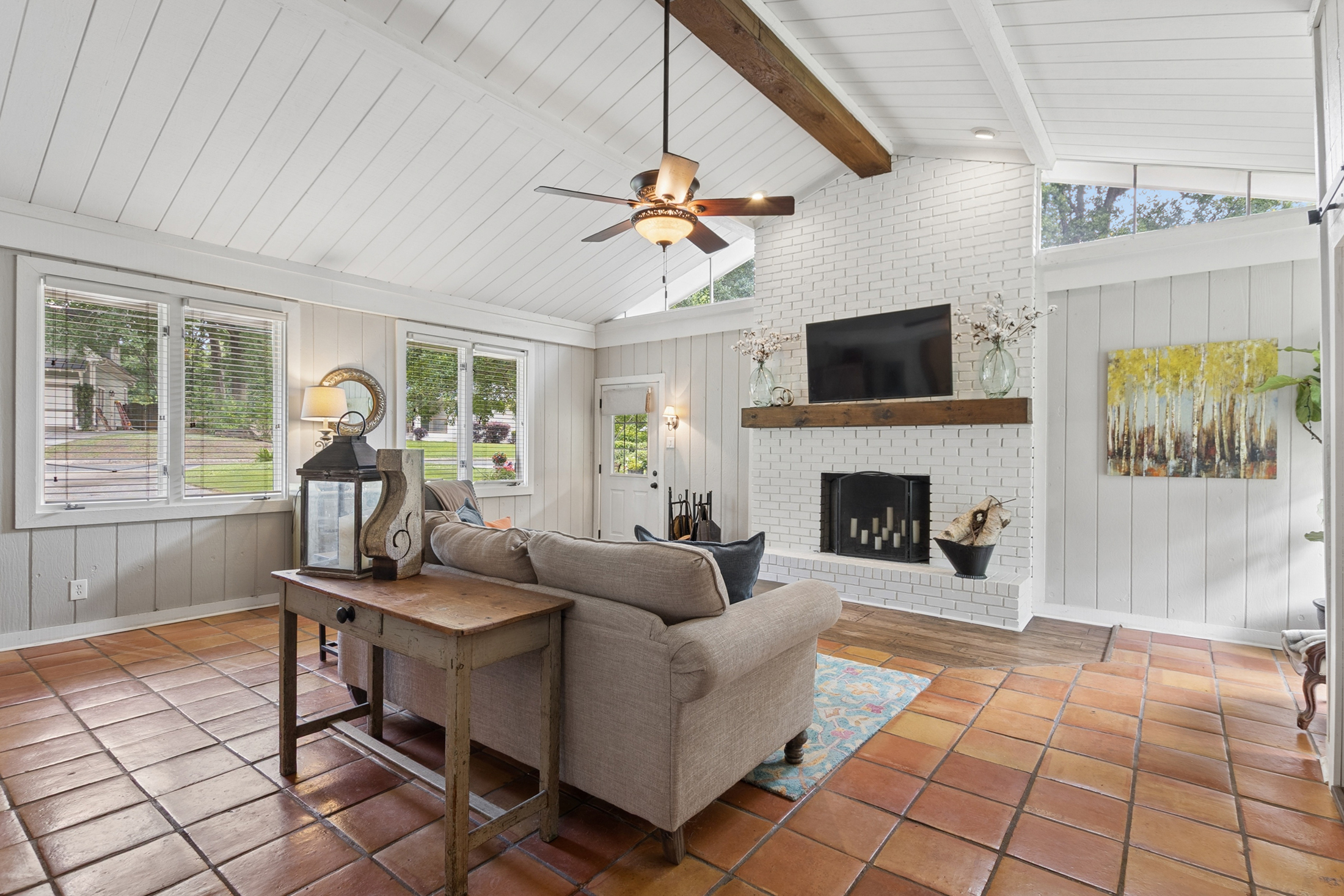  Updated Ranch in Coveted Forest Hills - 物件實景