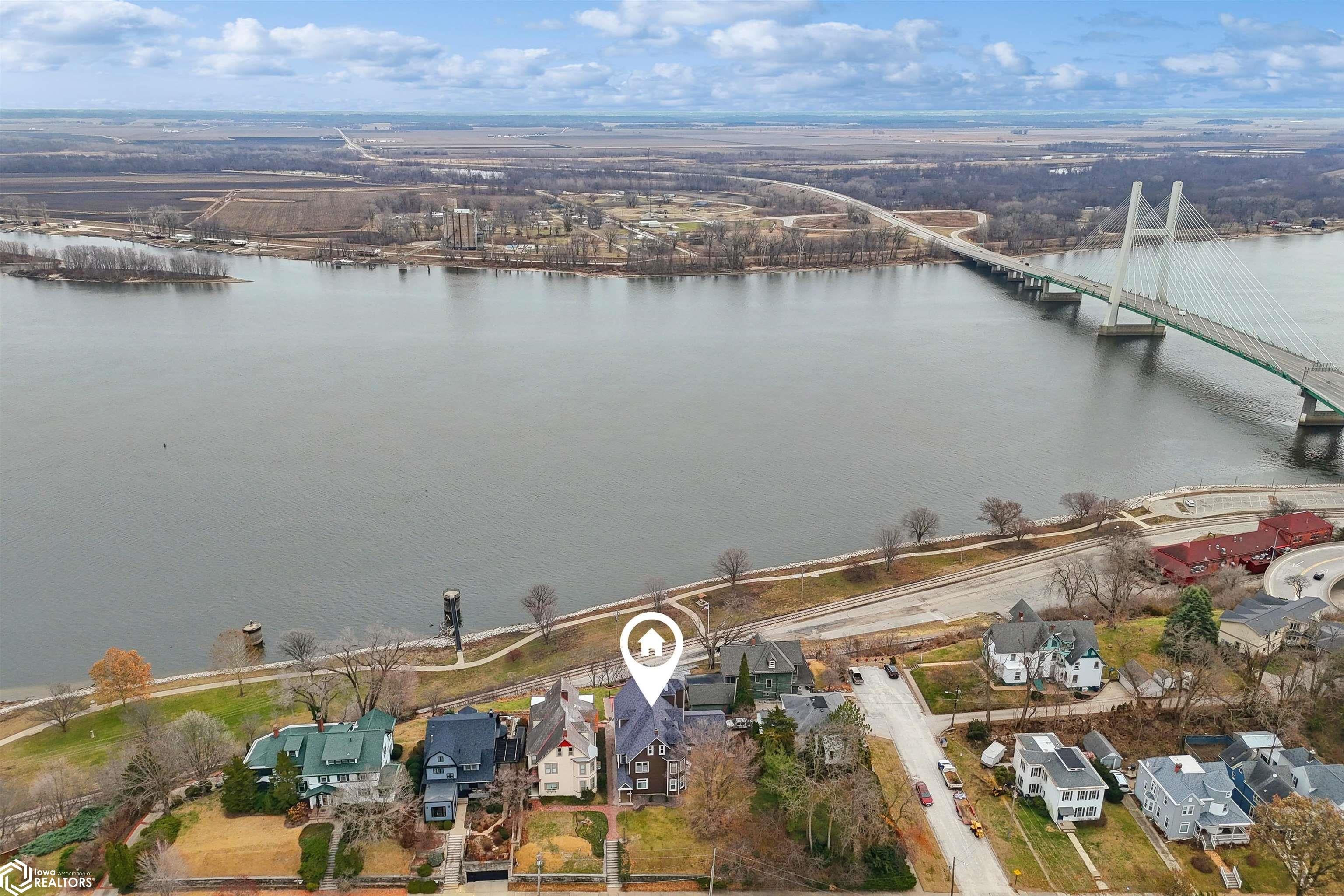 Burlington, Iowa, 52601, United States, 4 Bedrooms Bedrooms, ,3 BathroomsBathrooms,Residential,For Sale,1931272