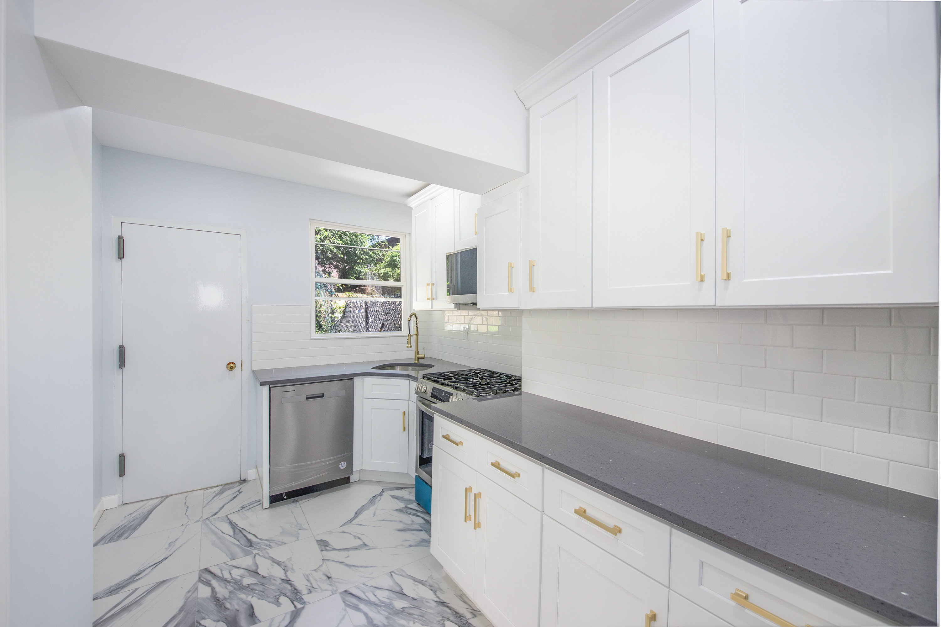Staten Island, New York, 10304, United States, 4 Bedrooms Bedrooms, ,3 BathroomsBathrooms,Residential,For Sale,1767161