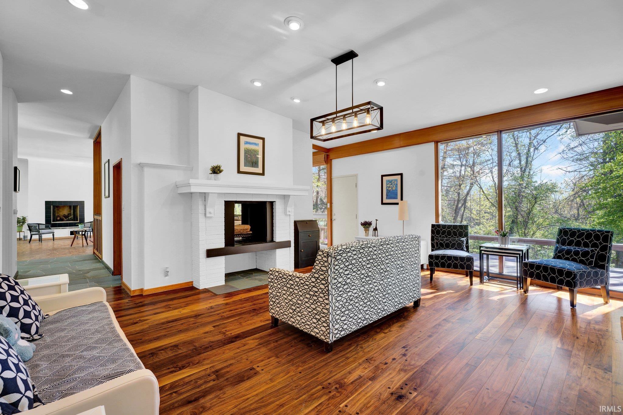 Columbus, Indiana, 47201, United States, 4 Bedrooms Bedrooms, ,4 BathroomsBathrooms,Residential,For Sale,2030856