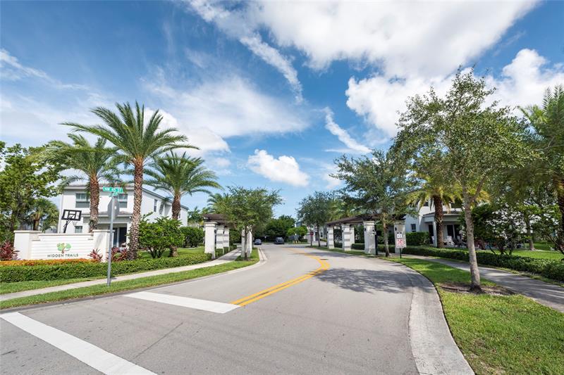 Tamarac, Florida, 33319, United States, 3 Bedrooms Bedrooms, ,3 BathroomsBathrooms,Residential,For Sale,1885492