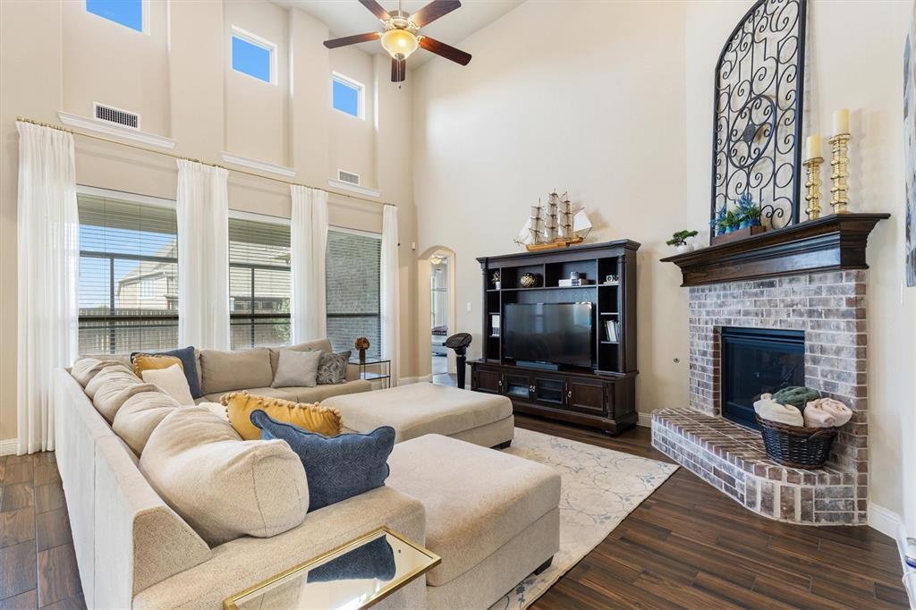Wylie, Texas, 75098, United States, 5 Bedrooms Bedrooms, ,4 BathroomsBathrooms,Residential,For Sale,1950994