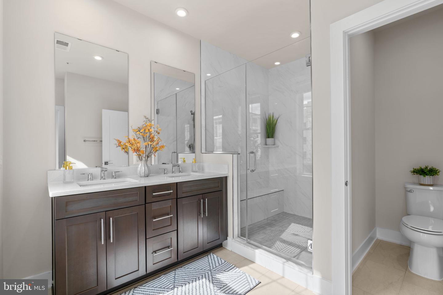 Ellicott City, Maryland, 21042, United States, 3 Bedrooms Bedrooms, ,4 BathroomsBathrooms,Residential,For Sale,1933185