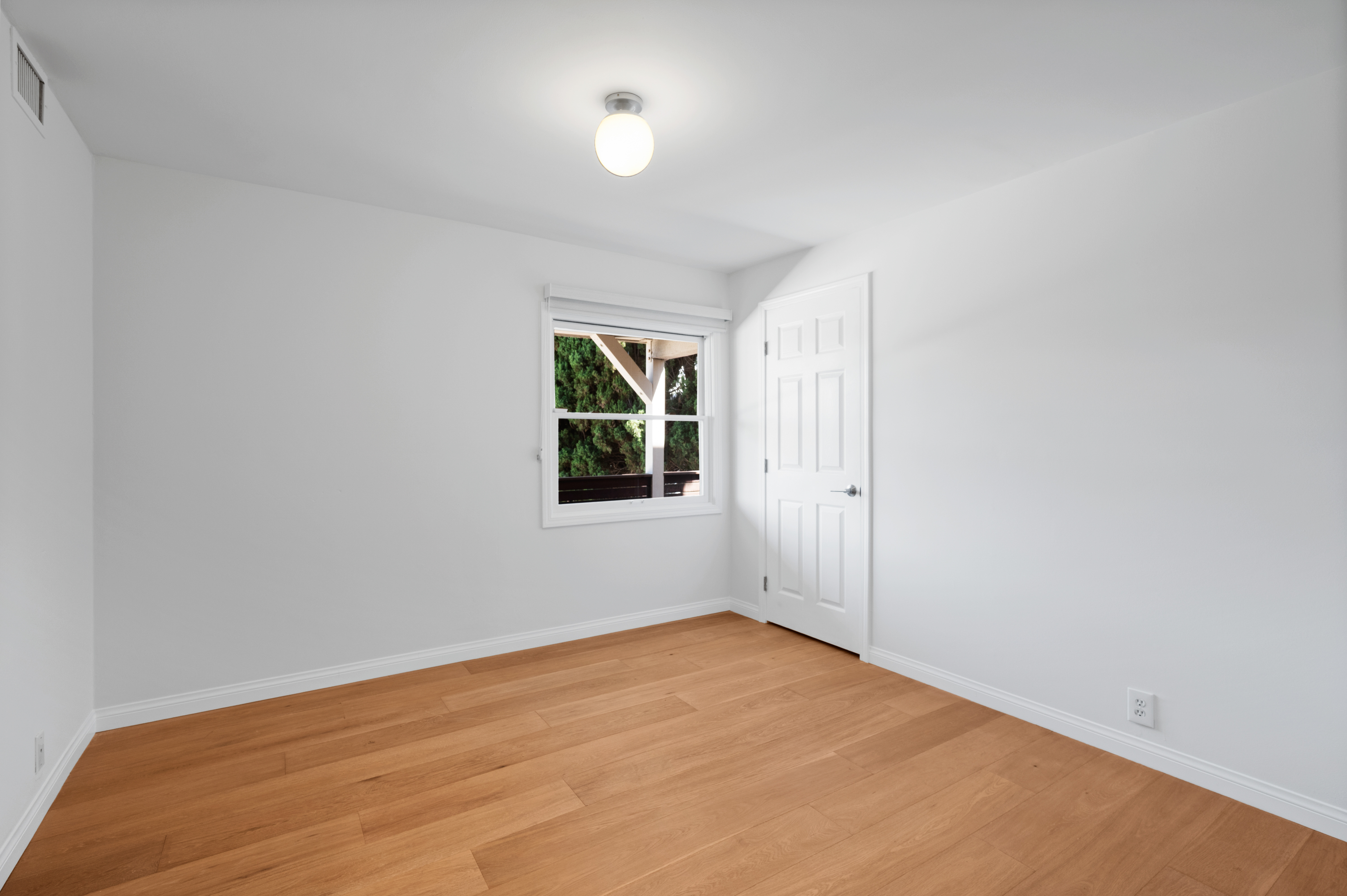  1662 Rotary Drive, Los Angeles, CA 90026 - 物件實景
