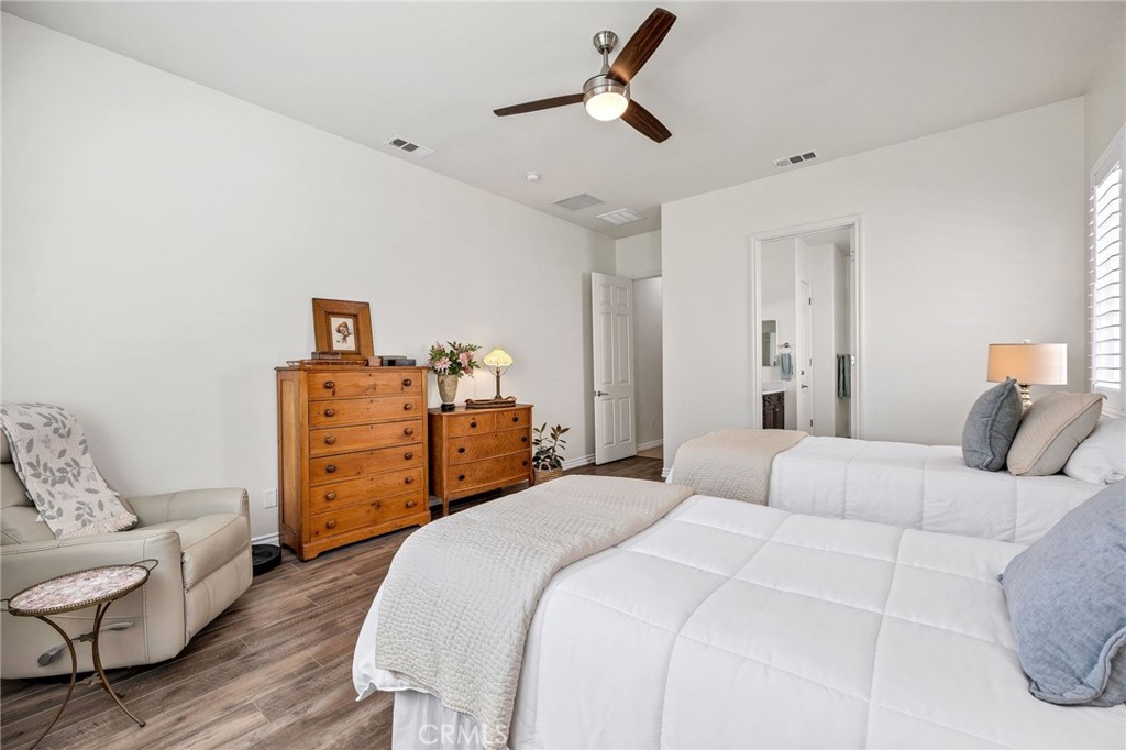 Hemet, California, 92545, United States, 2 Bedrooms Bedrooms, ,3 BathroomsBathrooms,Residential,For Sale,2034070
