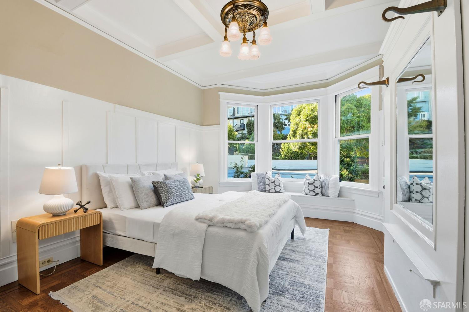 San Francisco, California, 94115, United States, 3 Bedrooms Bedrooms, ,1 BathroomBathrooms,Residential,For Sale,1992126