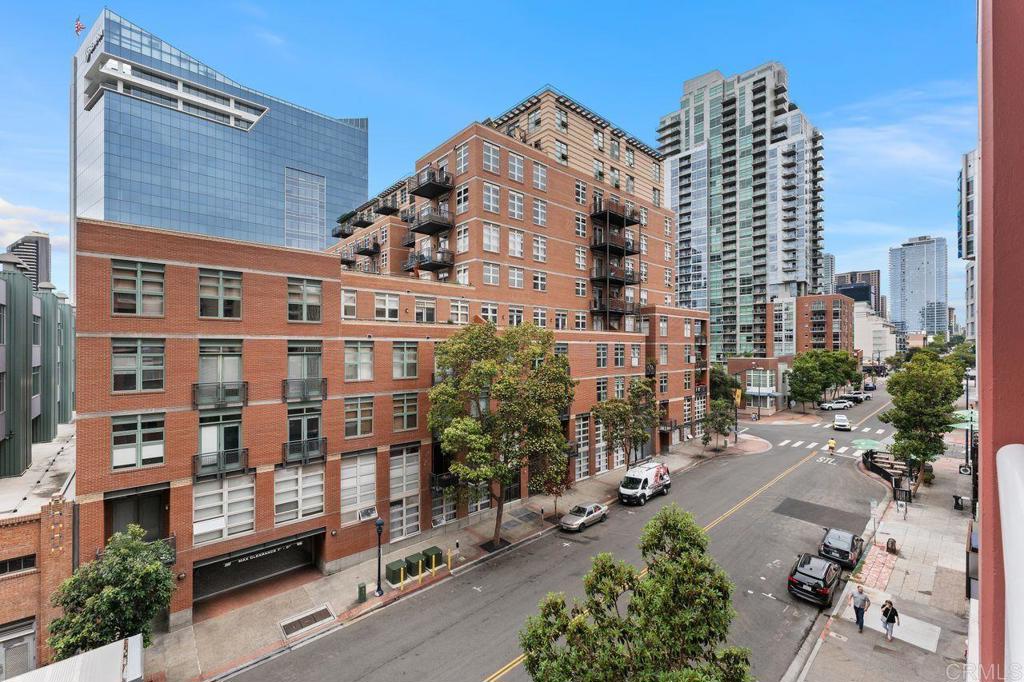 San Diego, California, 92101, United States, 1 Bedroom Bedrooms, ,1 BathroomBathrooms,Residential,For Sale,1898272