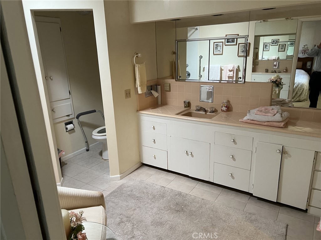 Lancaster, California, 93534, United States, 3 Bedrooms Bedrooms, ,3 BathroomsBathrooms,Residential,For Sale,1990415