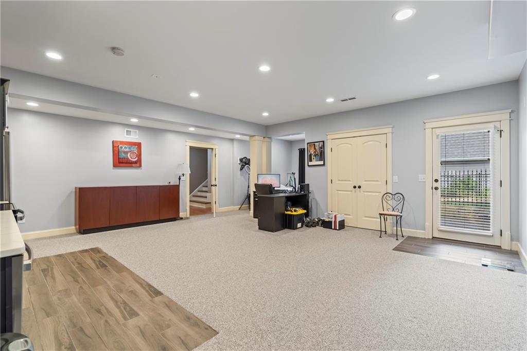 Marietta, Georgia, 30060, United States, 5 Bedrooms Bedrooms, ,4 BathroomsBathrooms,Residential,For Sale,1973923