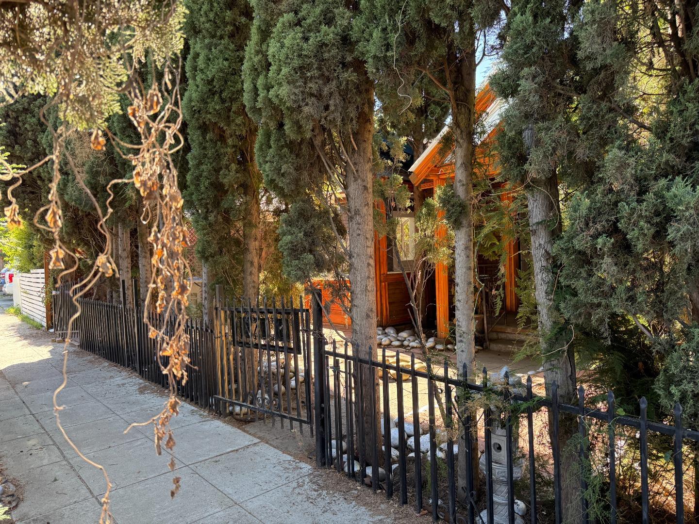 San Jose, California, 95126, United States, 2 Bedrooms Bedrooms, ,2 BathroomsBathrooms,Residential,For Sale,1987884