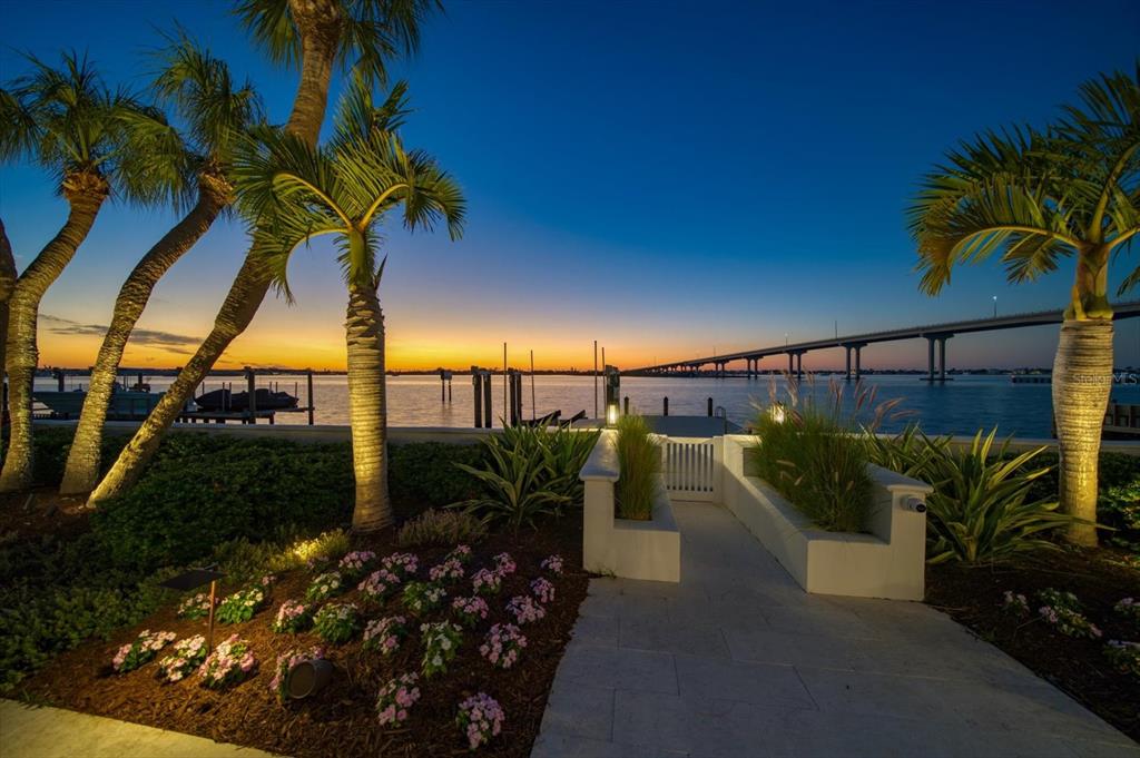 Largo, Florida, 33770, United States, 3 Bedrooms Bedrooms, ,4 BathroomsBathrooms,Residential,For Sale,1989168