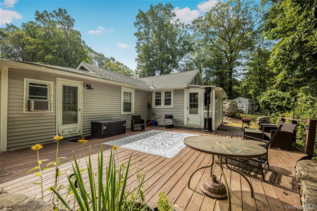 Putnam Valley, New York, 10579, United States, 3 Bedrooms Bedrooms, ,2 BathroomsBathrooms,Residential,For Sale,1974452