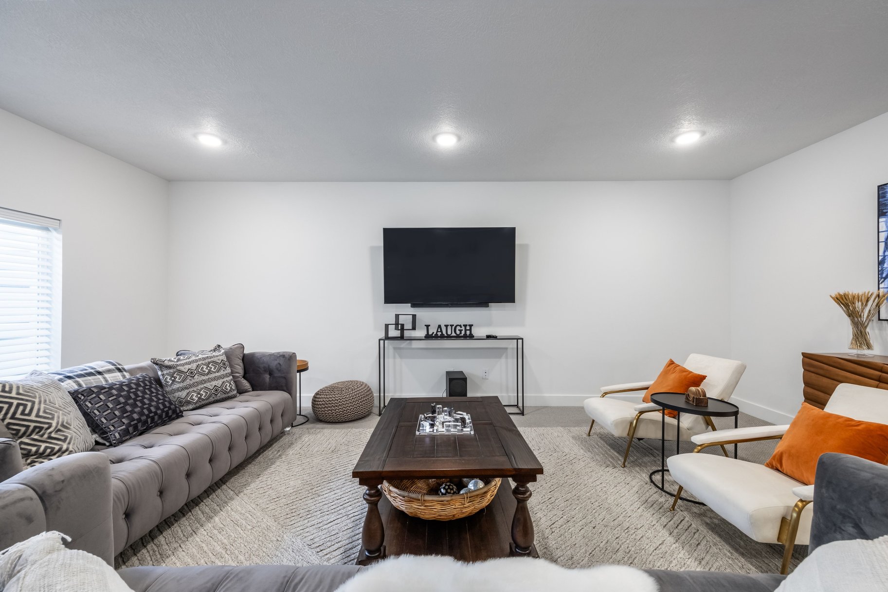  Fully Furnished Luxury Residence with Unmatched Finishes and Views - 物件實景