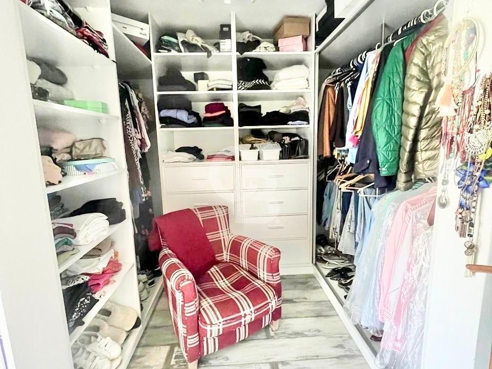 Lo Barnechea, Chile, 5 Bedrooms Bedrooms, ,6 BathroomsBathrooms,Residential,For Sale,2001003