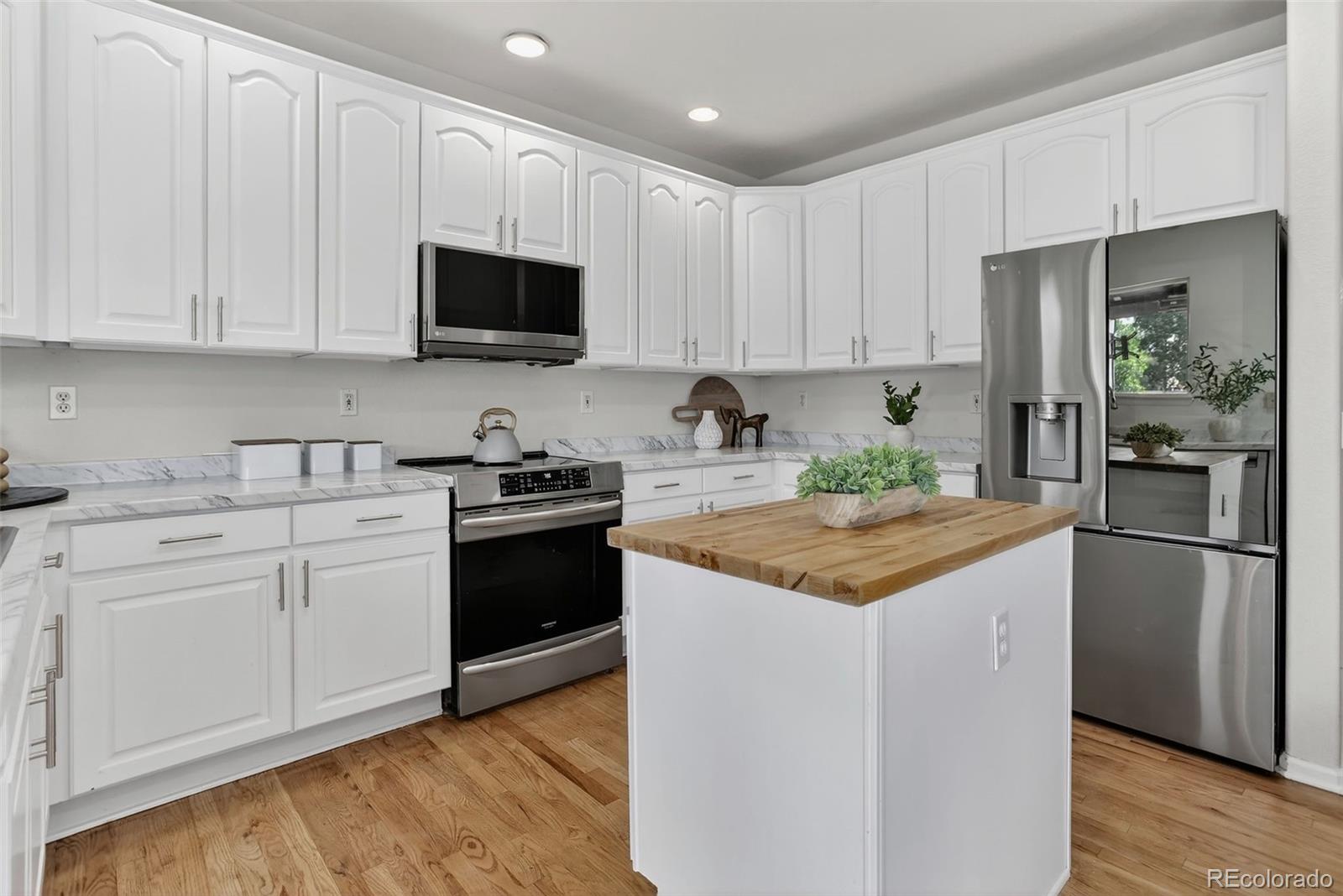 Parker, Colorado, 80138, United States, 4 Bedrooms Bedrooms, ,3 BathroomsBathrooms,Residential,For Sale,1940416
