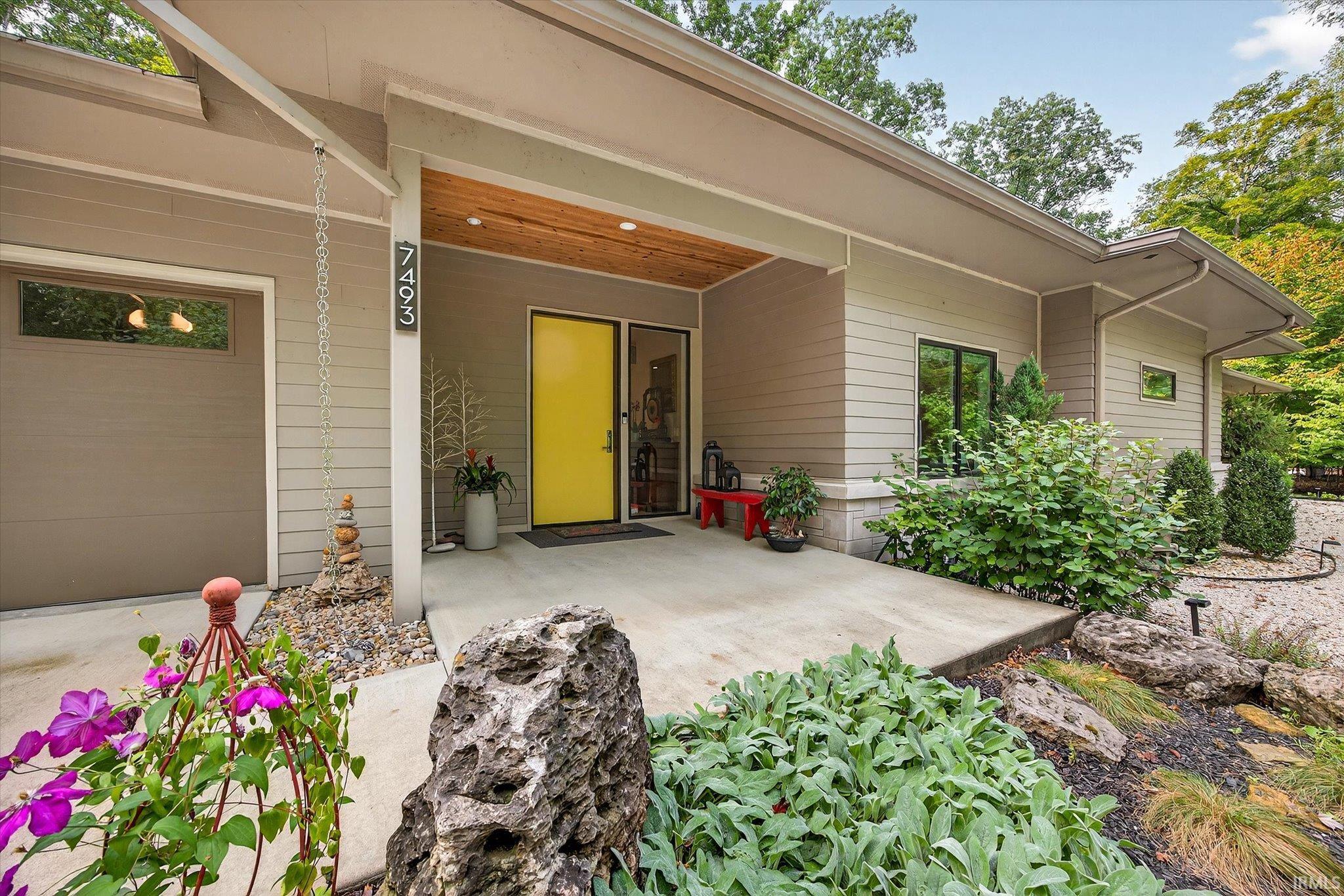 Bloomington, Indiana, 47401, United States, 3 Bedrooms Bedrooms, ,3 BathroomsBathrooms,Residential,For Sale,1977080