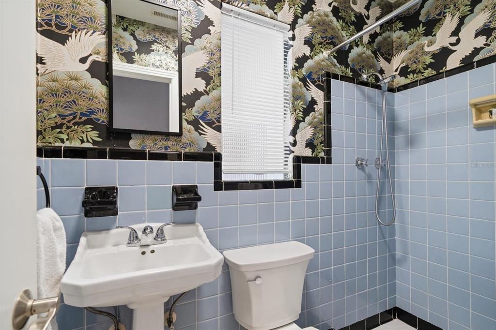 Belleair, Florida, 33756, United States, 2 Bedrooms Bedrooms, ,2 BathroomsBathrooms,Residential,For Sale,1988063