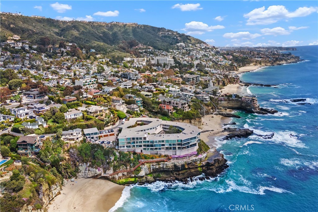 Laguna Beach, California, 92651, United States, 4 Bedrooms Bedrooms, ,4 BathroomsBathrooms,Residential,For Sale,1787523