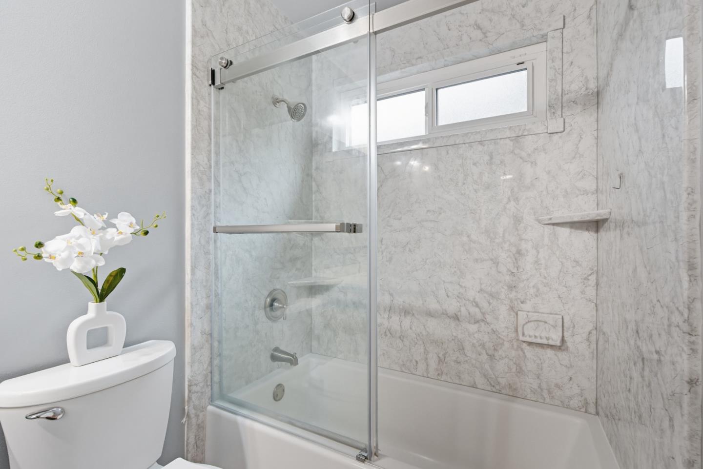 Hayward, California, 94541, United States, 2 Bedrooms Bedrooms, ,2 BathroomsBathrooms,Residential,For Sale,1961712