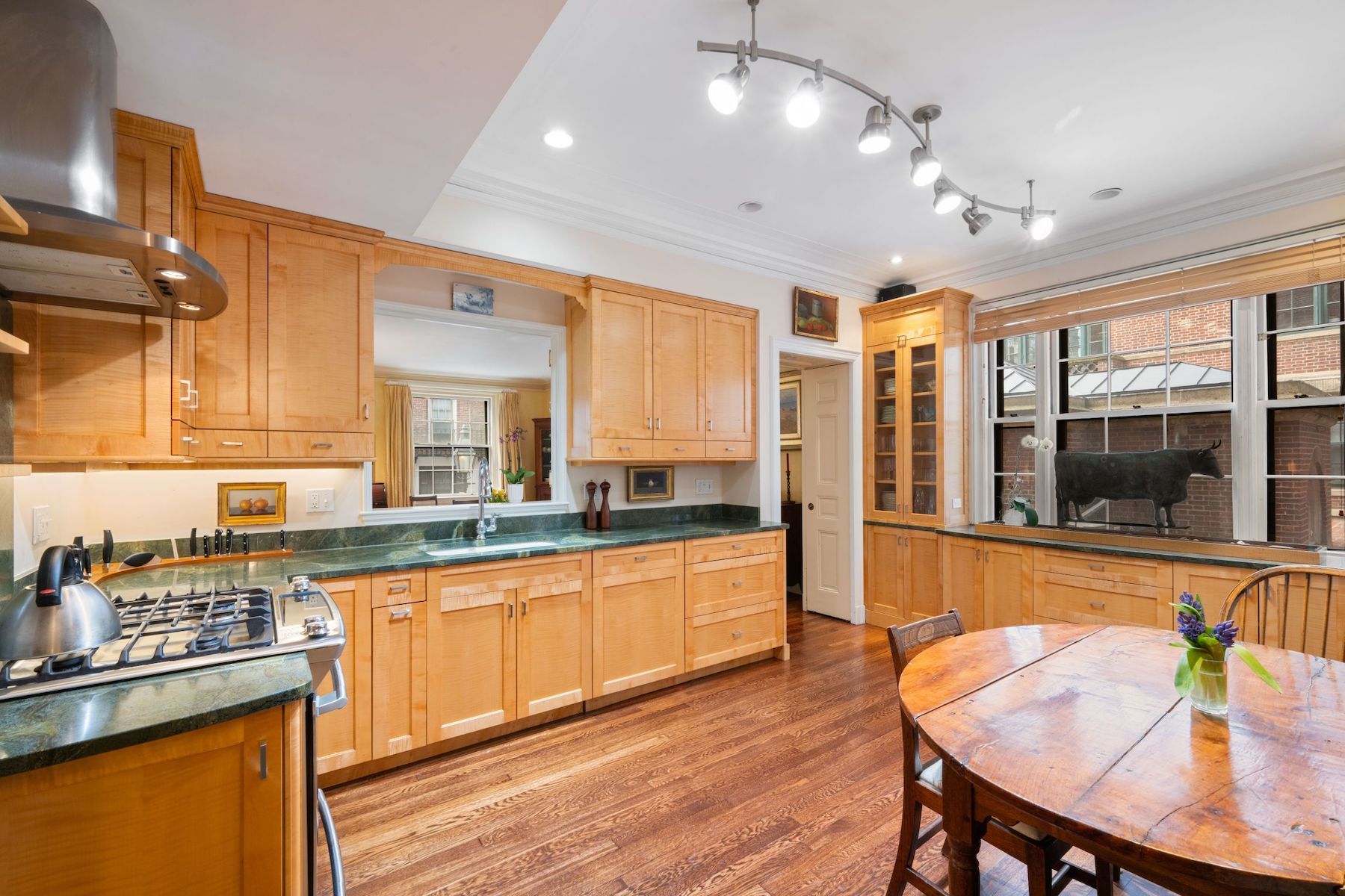  101 Chestnut Street, Unit E, Boston, MA, 02108 - 物件實景