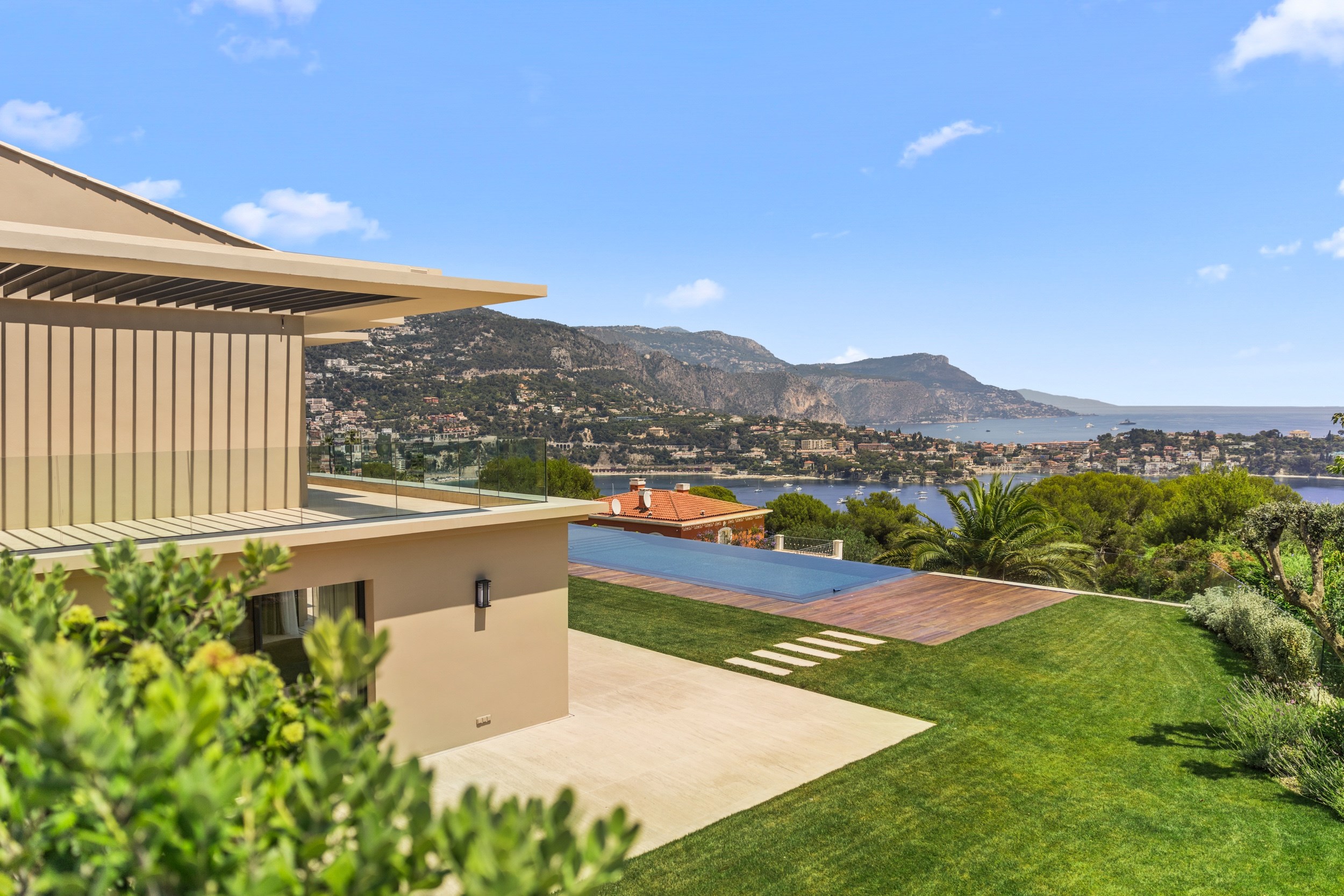  Contemporary sea view villa near Villefranche-sur-Mer with infinity pool - 物件實景