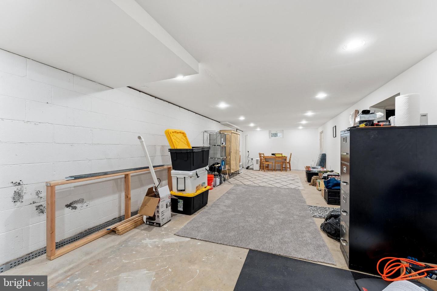 Robbinsville, New Jersey, 08691, United States, 4 Bedrooms Bedrooms, ,2 BathroomsBathrooms,Residential,For Sale,1990935