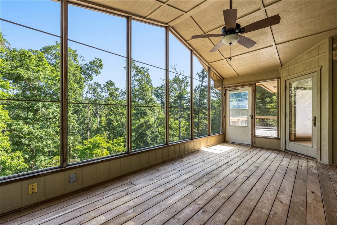 Bella Vista, Arkansas, 72715, United States, 3 Bedrooms Bedrooms, ,4 BathroomsBathrooms,Residential,For Sale,1924957
