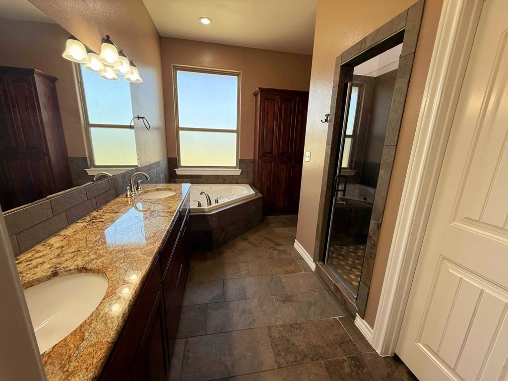 Christoval, Texas, 76935, United States, 3 Bedrooms Bedrooms, ,2 BathroomsBathrooms,Residential,For Sale,1993444