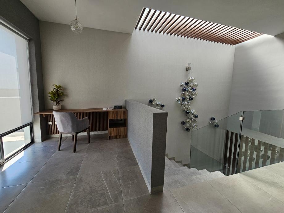 Colina de Santiago, Torreón, Coahuila de Zaragoza, 27023, Mexico, 3 Bedrooms Bedrooms, ,3 BathroomsBathrooms,Residential,For Sale,Colina de Santiago,1234734