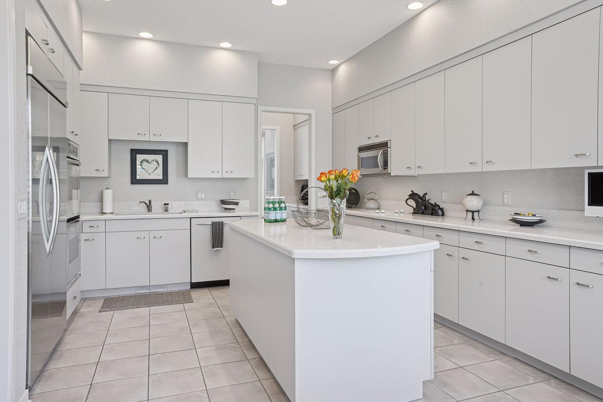 Lilydale, Minnesota, 55118, United States, 3 Bedrooms Bedrooms, ,3 BathroomsBathrooms,Residential,For Sale,1989452